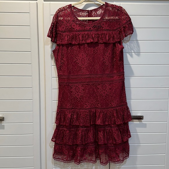 Gianni Bini Dresses & Skirts - Gianni Bini | Tiered Lace Maroon Dress Sz 12